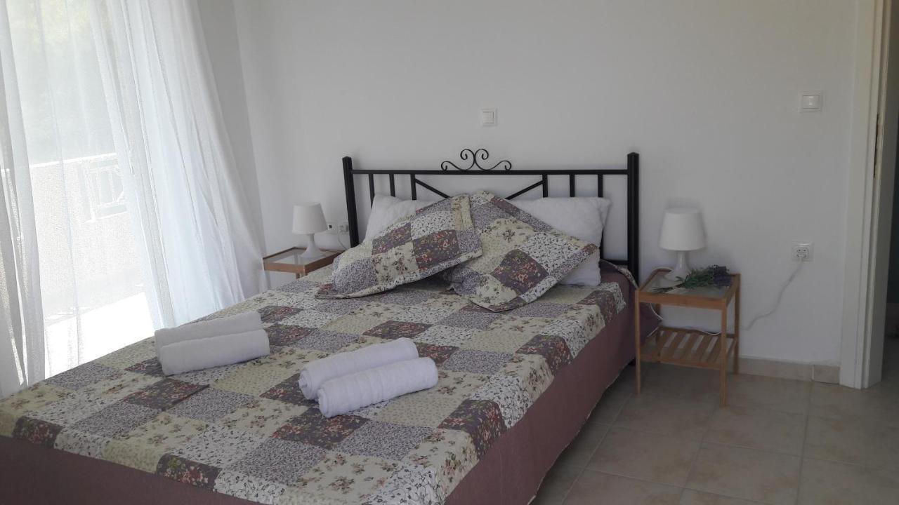 Apartamento Theasis House Khelmáta Exterior foto